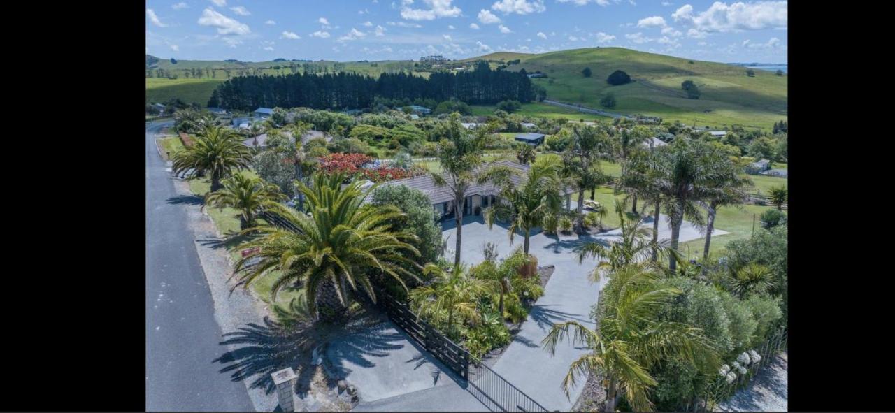 Taipa Views Bed & Breakfast Kaitaia Eksteriør billede