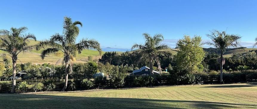 Taipa Views Bed & Breakfast Kaitaia Eksteriør billede